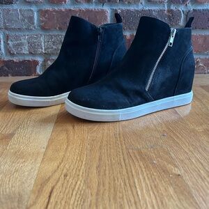Madden Girl Black Ankle Boots